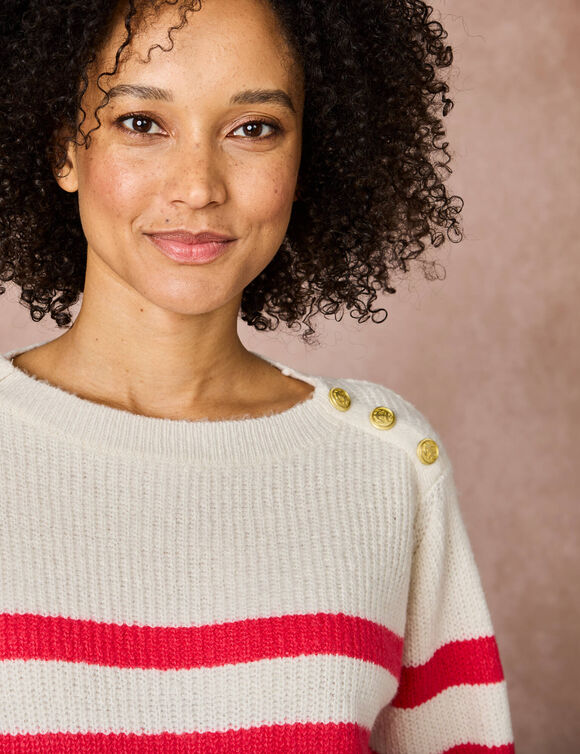 Pull rayé à boutons dorés, maille anglaise (écru / rose) Pull rayé à boutons dorés, maille anglaise (écru / rose)